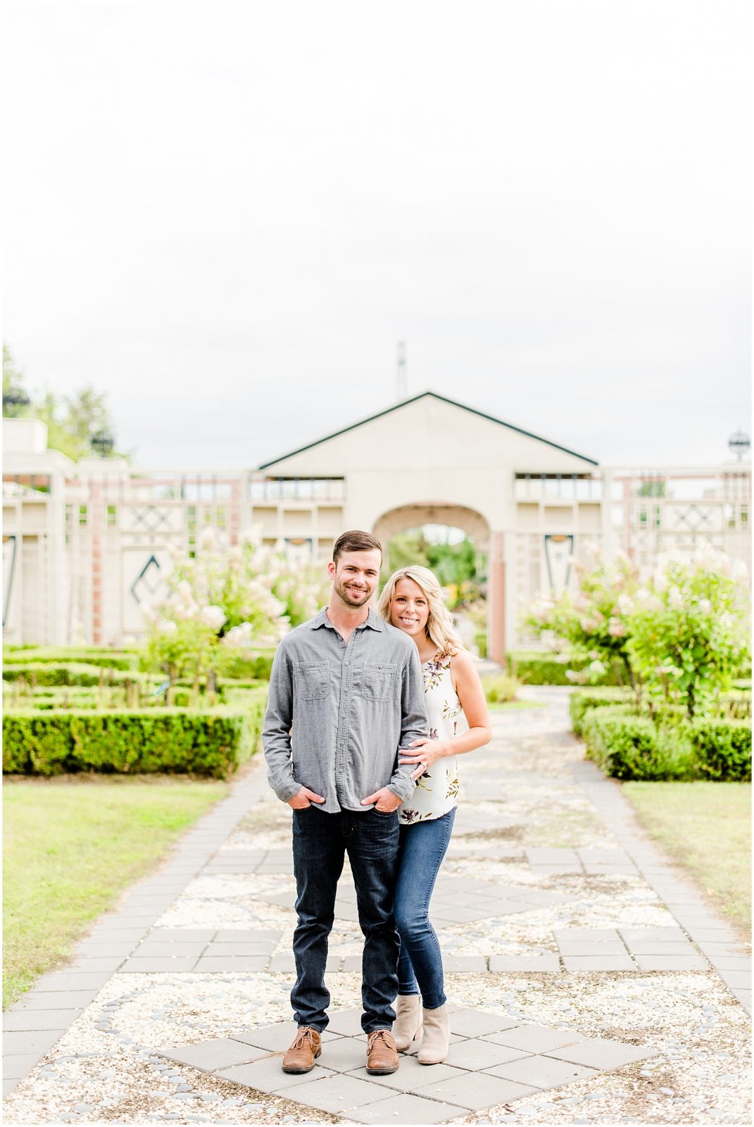 whistling gardens engagement session fiance couple