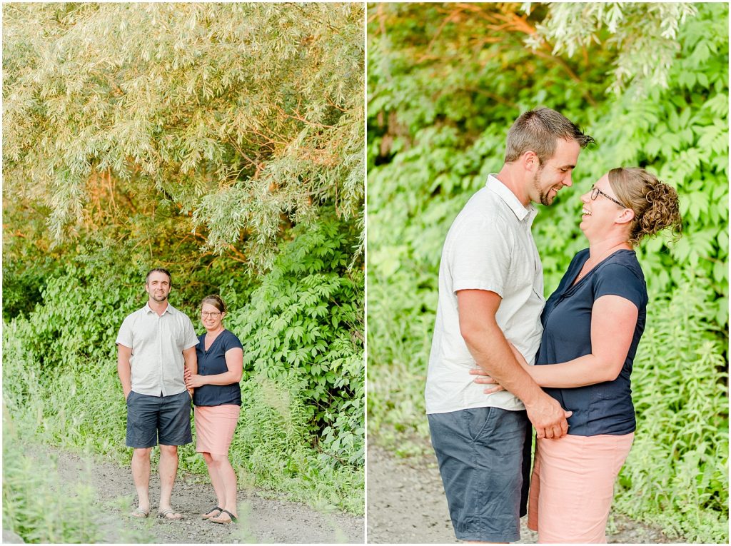 waterford ponds family session parents laughing