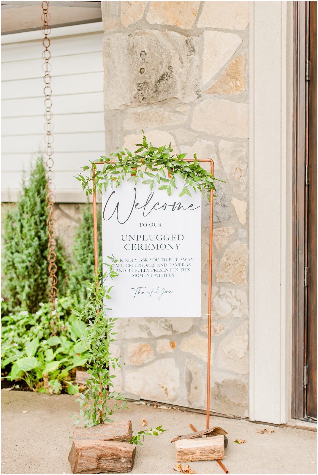 Detail Shots A Sunny Autumn Ancaster Mill Wedding